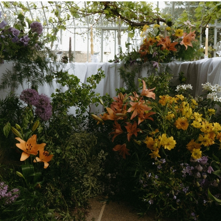 Fleurs et Bien-être : Pourquoi le « Slow Event » est la clé de vos événements en 2026